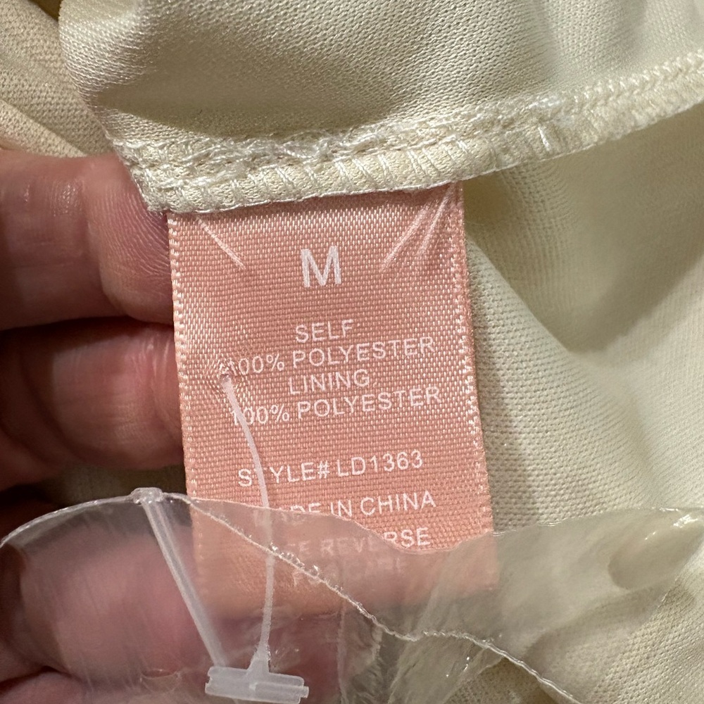 Lovecolette Ivory  Textured Mini Dress Size Medium - Picture 5 of 7